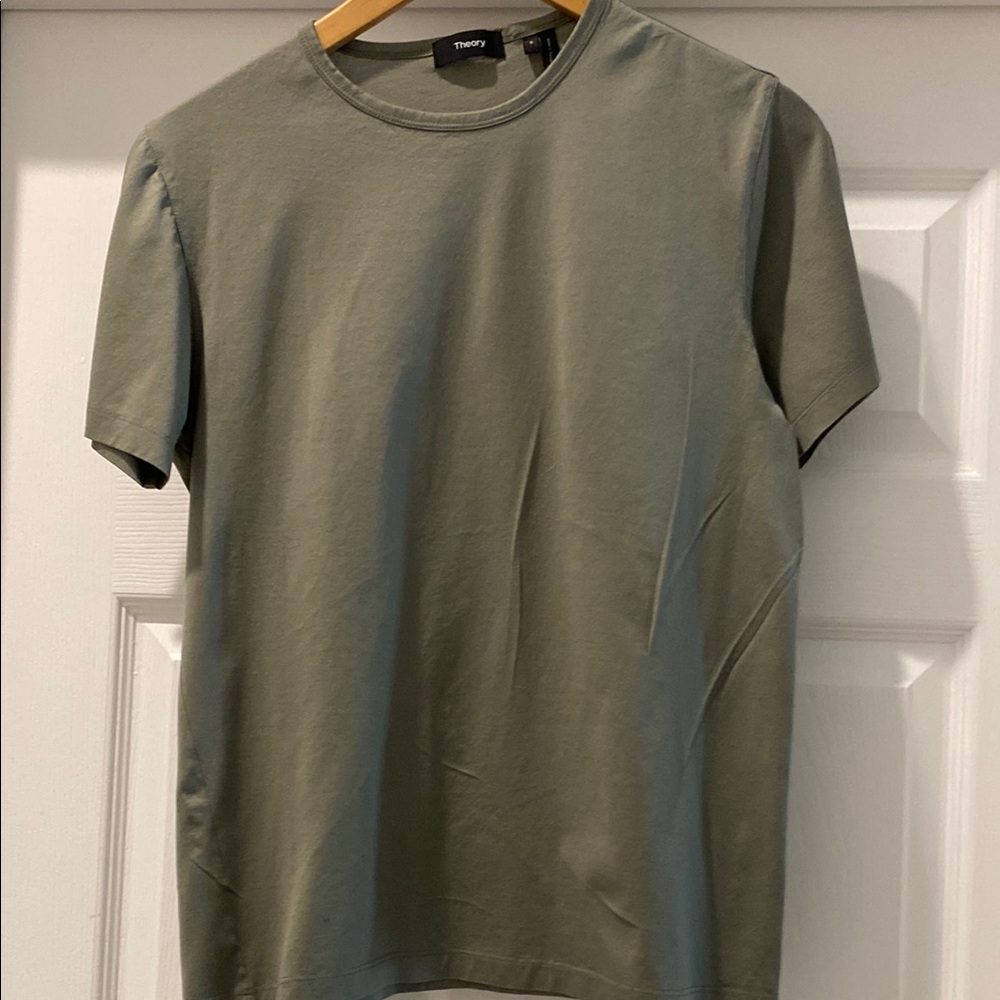 Theory Men's Green T-Shirt